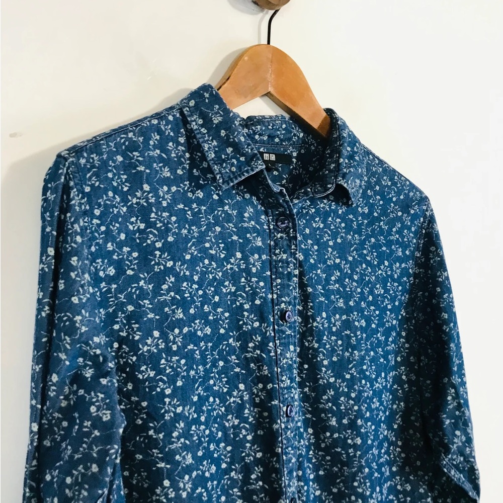 UNIQLO floral printed button up